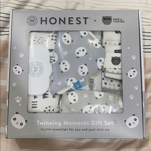 HONEST Twinning Moments Gift set BRAND NEW